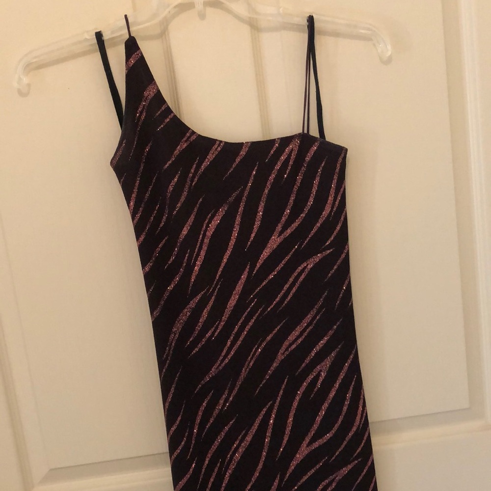 Animal stripe one shoulder gown medium